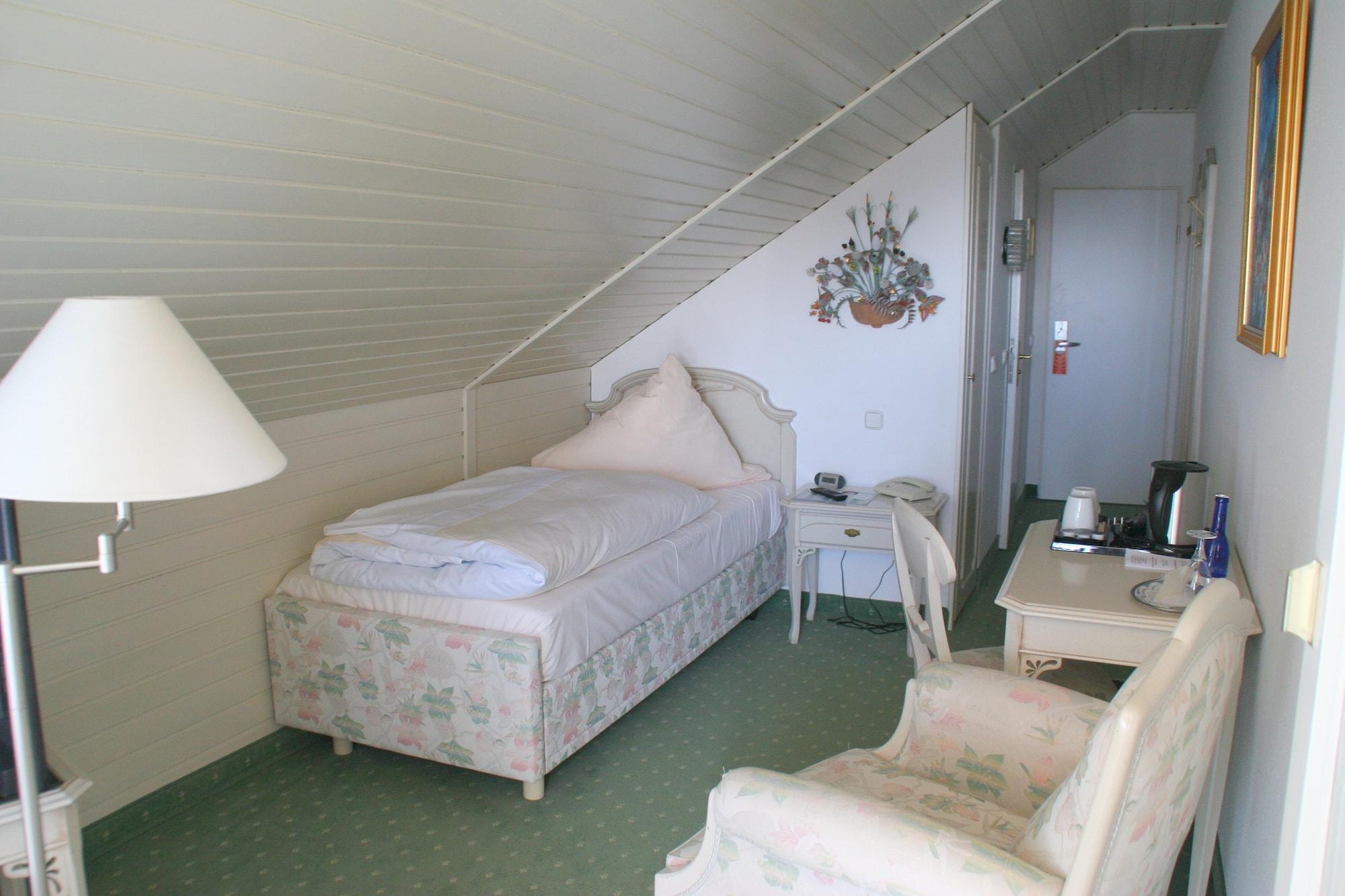 Sure Hotel By Best Western Rhoen Garden Poppenhausen Zewnętrze zdjęcie