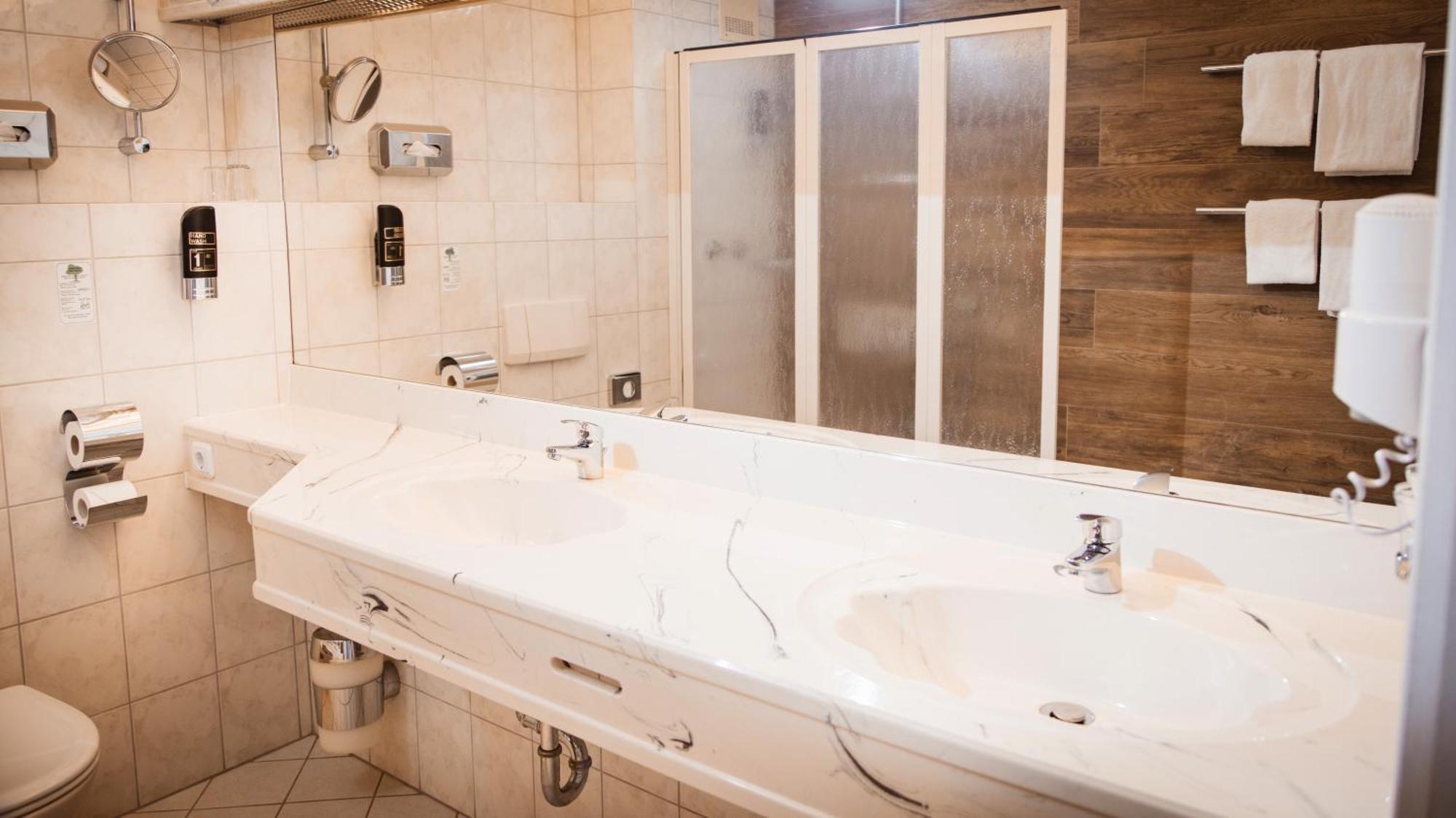 Sure Hotel By Best Western Rhoen Garden Poppenhausen Zewnętrze zdjęcie