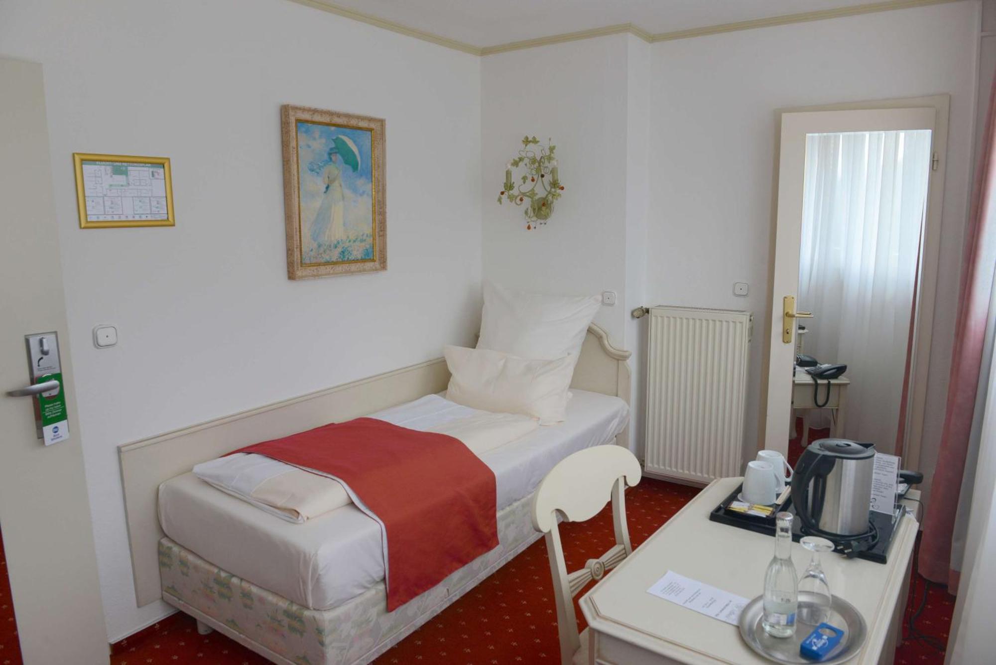 Sure Hotel By Best Western Rhoen Garden Poppenhausen Zewnętrze zdjęcie